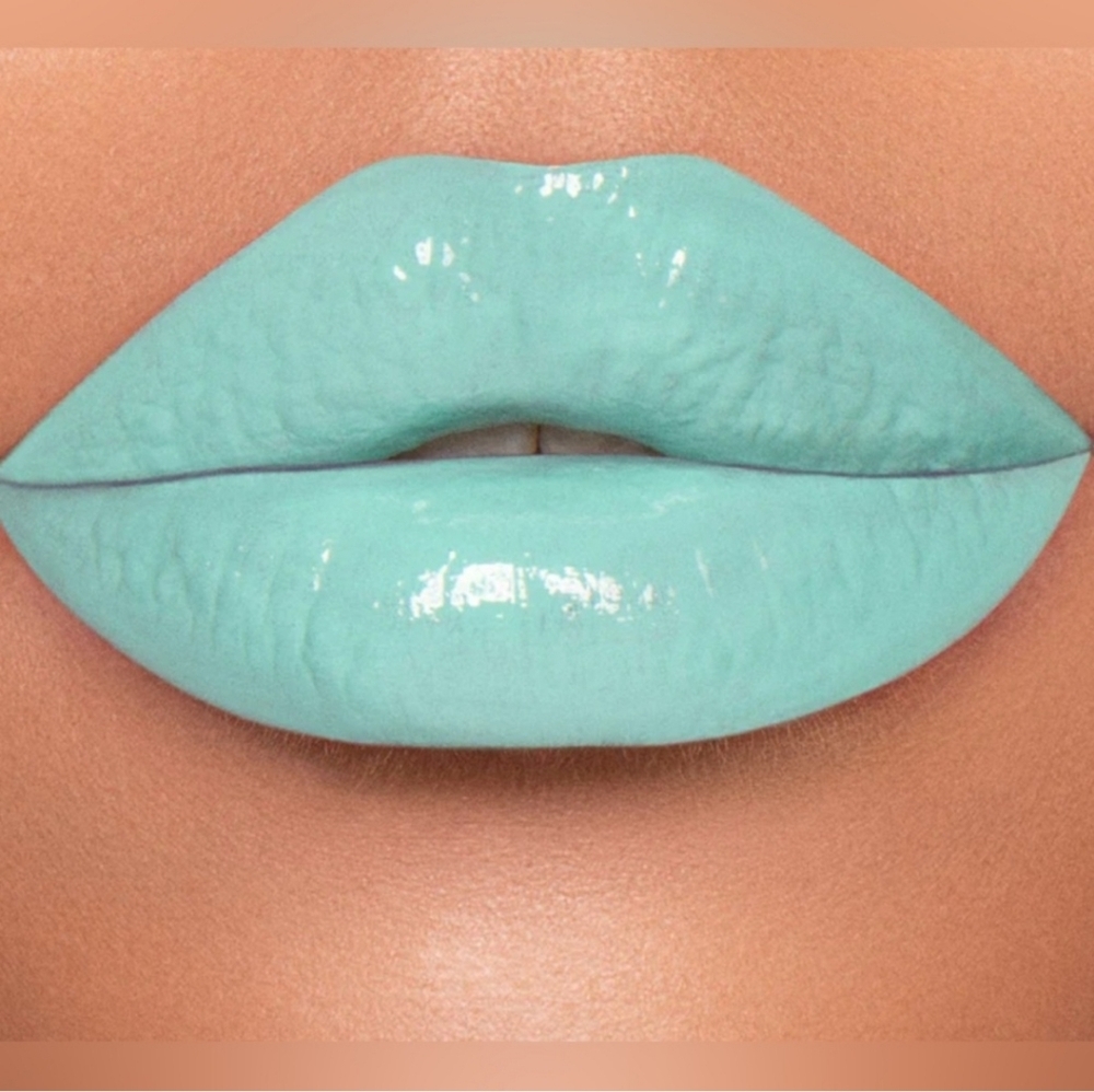 Jeffree Star Supreme Lip Gloss Teal Aqua Women OS Neon Y2K Festival Makeup Goth - Picture 2 of 3